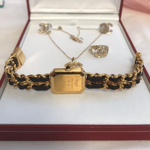 SOLD Chanel set - Picture 2 of 8